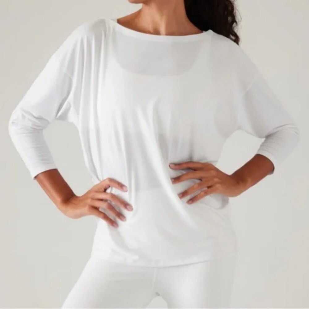 NEW Athleta 1X White Ease In Top 3/4 Sleeve Yoga Dance Wicking - Picture 2 of 8